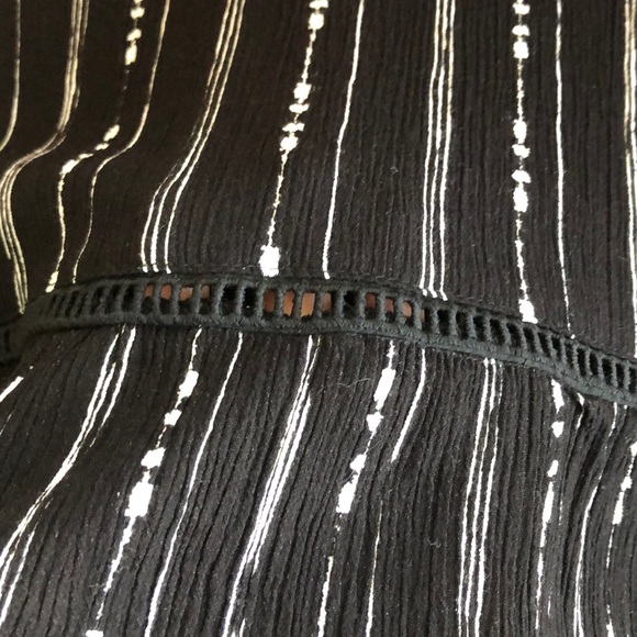 Peplum blouse textured - Picture 3 of 5